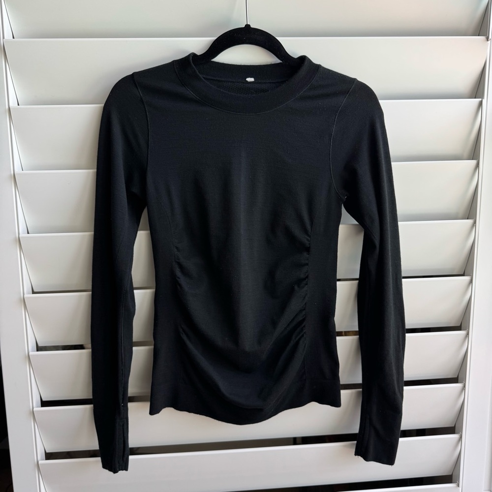 Athleta Black Long Sleeve Forest Hill EUC